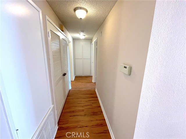 Detail Gallery Image 8 of 39 For 2563 Plaza Del Amo #304,  Torrance,  CA 90503 - 2 Beds | 2 Baths
