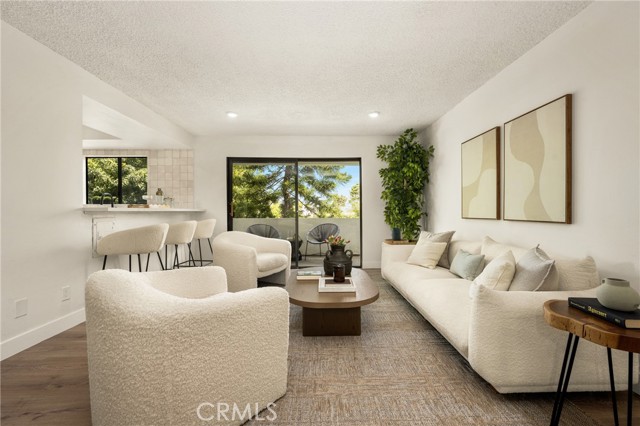 Detail Gallery Image 7 of 25 For 5000 S Centinela Ave #243,  Los Angeles,  CA 90066 - 1 Beds | 1 Baths