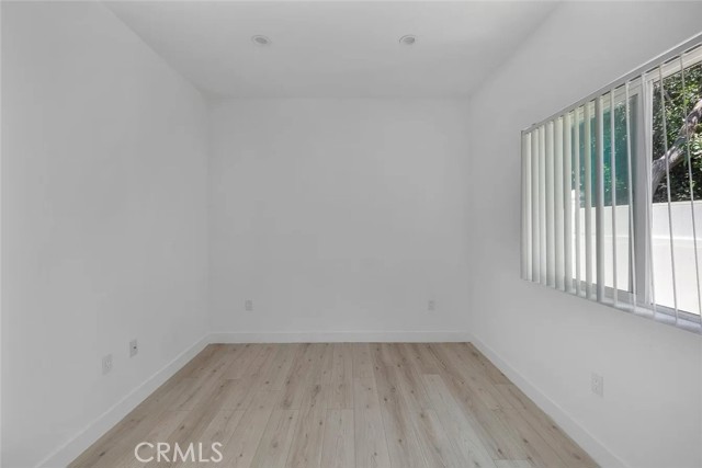 Detail Gallery Image 19 of 20 For 634 E Valencia Ave, Burbank,  CA 91501 - 2 Beds | 2 Baths