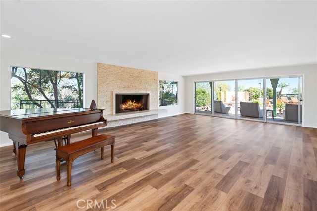 Detail Gallery Image 9 of 36 For 24971 Kit Carson Rd, Hidden Hills,  CA 91302 - 6 Beds | 3/1 Baths