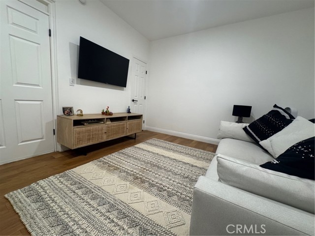 Detail Gallery Image 24 of 33 For 12011 Goshen #104,  Los Angeles,  CA 90049 - 2 Beds | 3 Baths