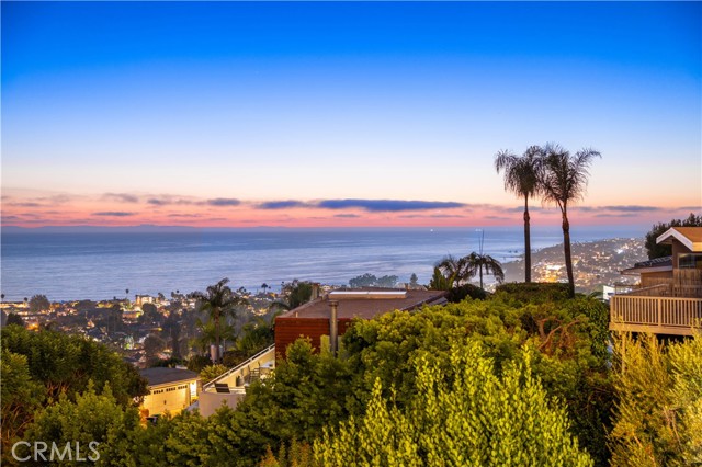 Detail Gallery Image 6 of 50 For 905 Canyon View Dr, Laguna Beach,  CA 92651 - 4 Beds | 4/1 Baths