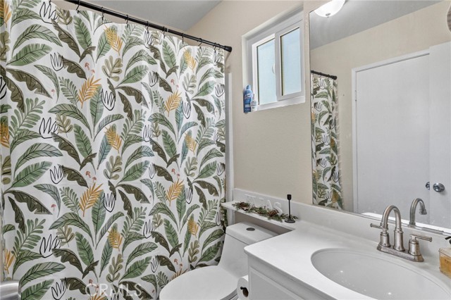 Detail Gallery Image 8 of 31 For 37940 123 42nd, Palmdale,  CA 93552 - 3 Beds | 3 Baths