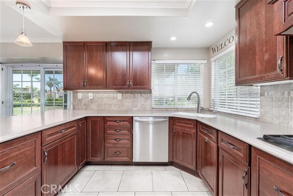 3212 Mitchell Drive, Chino Hills CA: https://media.crmls.org/medias/eebadd42-67db-445b-8c8b-02e04b5cc62e.jpg
