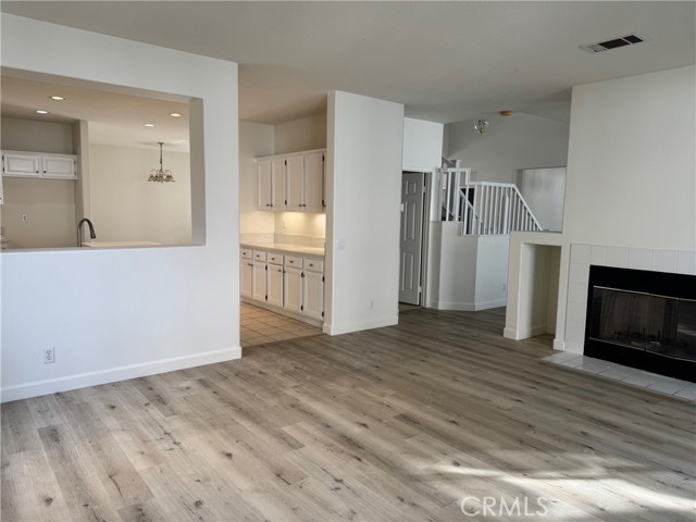 59 Eaglecreek, Irvine CA: https://media.crmls.org/medias/eebc9d25-7bf2-494f-ac29-bccd4631eb3e.jpg