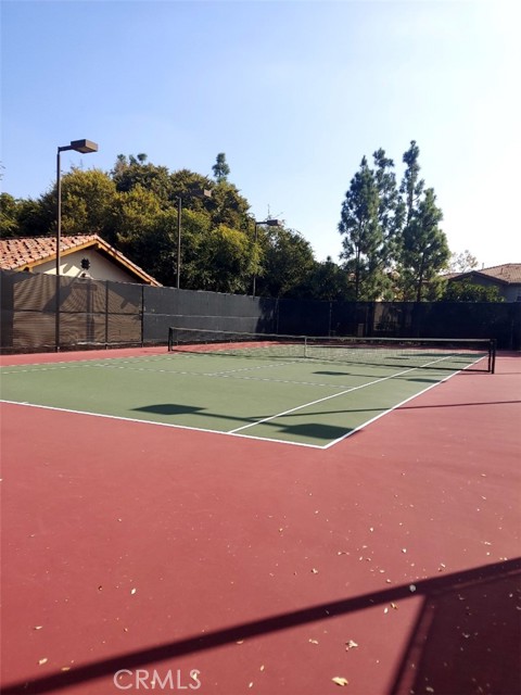 Detail Gallery Image 8 of 10 For 50 Sapphire, Irvine,  CA 92602 - 3 Beds | 2/1 Baths