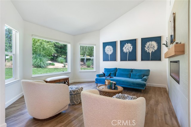 13288 Oak Crest Drive, Yucaipa CA: https://media.crmls.org/medias/eebda244-79d0-4611-b78d-b46528ae106b.jpg