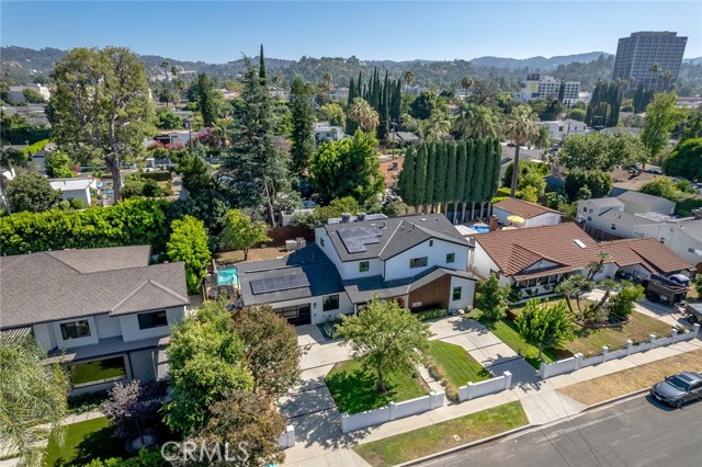 5 Bed Home for Sale in Sherman Oaks, California