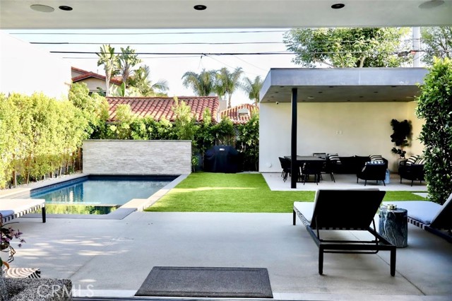 6430 Drexel AVE, Los Angeles CA: https://media.crmls.org/medias/eebe25da-cab1-428b-a4e3-34fe90154e30.jpg