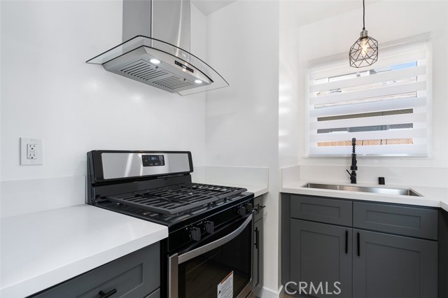 Detail Gallery Image 10 of 40 For 411 417 N Euclid Ave, Pasadena,  CA 91101 - – Beds | – Baths