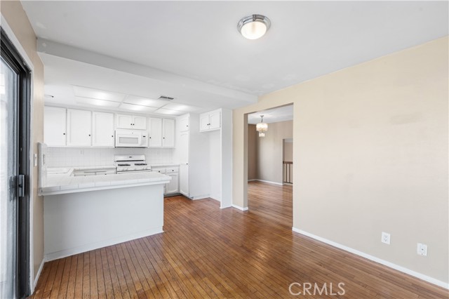 Detail Gallery Image 28 of 59 For 22525 Sherman Way #1201,  West Hills,  CA 91307 - 3 Beds | 2/1 Baths
