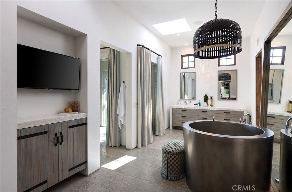 MLS #NP25259400 image #61