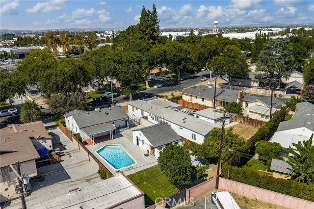 10917 Montecito Drive, El Monte CA: https://media.crmls.org/medias/eebf7d8d-32f9-4b17-bbe6-471646f888b9.jpg