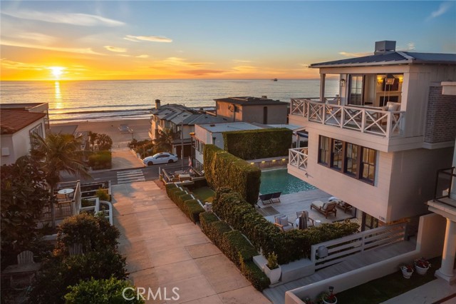 117 34th Street, Manhattan Beach, California 90266, 7 Bedrooms Bedrooms, 0 ,10 BathroomsBathrooms,Residential,For Sale,34th Street,0,SB26126376