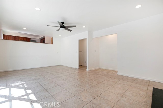 Detail Gallery Image 17 of 67 For 12457 Bradford Pl, Granada Hills,  CA 91344 - 4 Beds | 3 Baths