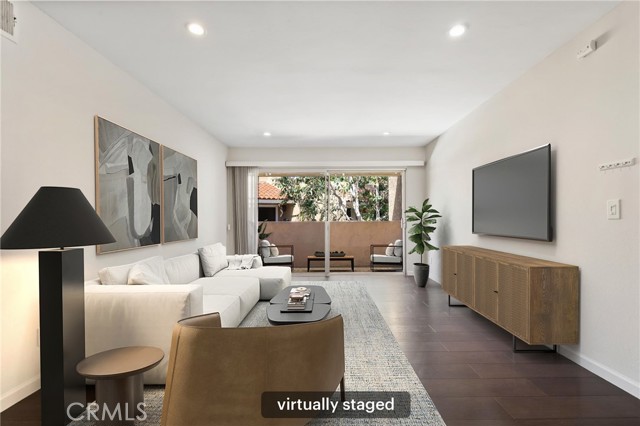 Front Image Thumbnail for CROC26068862