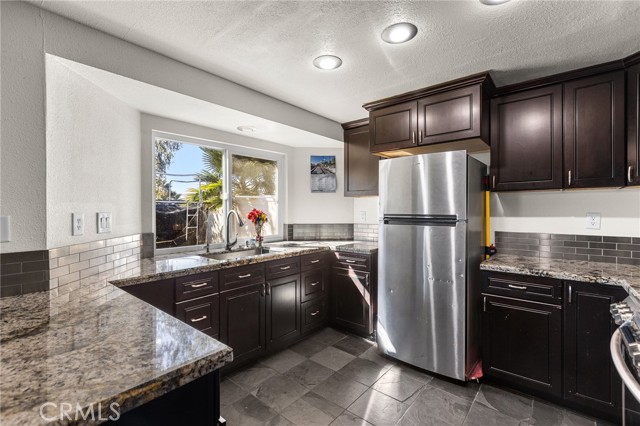 Detail Gallery Image 8 of 40 For 24137 Pleasant Run Rd, Moreno Valley,  CA 92557 - 3 Beds | 2 Baths