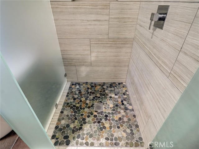 Image 25 of 50 For 39685 Saint Michael