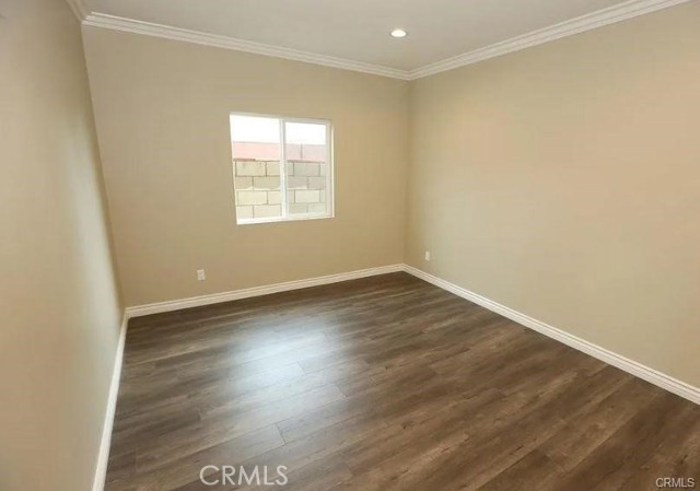 8220 Whitsett Avenue photo 12