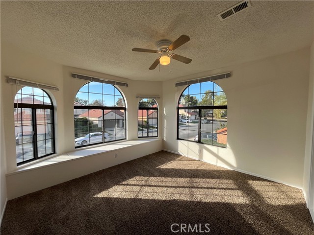 Detail Gallery Image 17 of 22 For 2362 Oak Haven, Simi Valley,  CA 93063 - 4 Beds | 2/1 Baths