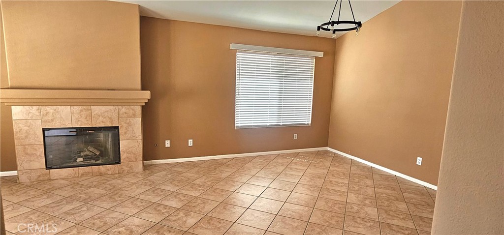 MLS #CV25220056 image #7