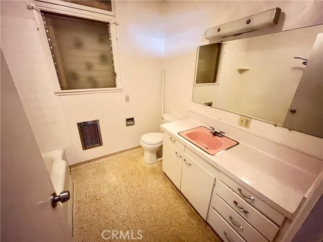 Detail Gallery Image 11 of 15 For 4245 4245 Homewood, Riverside,  CA 92506 - 3 Beds | 2 Baths