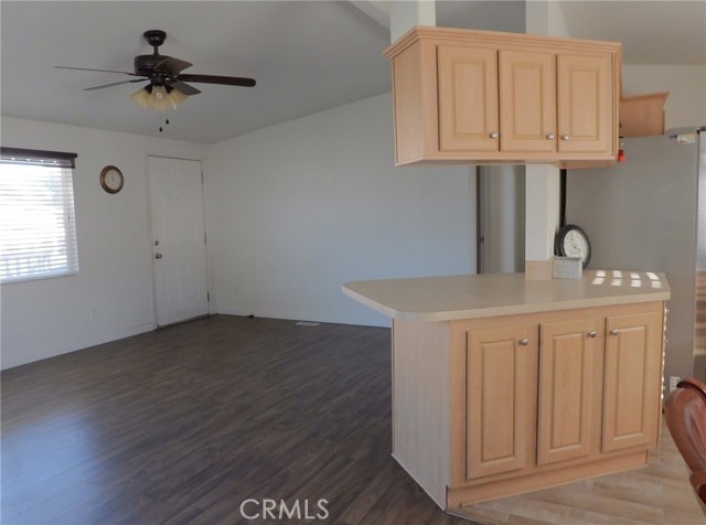 Detail Gallery Image 7 of 51 For 4 Oxford Way, Northridge,  CA 91324 - 2 Beds | 2 Baths