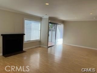 Detail Gallery Image 3 of 11 For 10500 Sunland Bld #4,  Sunland,  CA 91040 - 2 Beds | 2 Baths