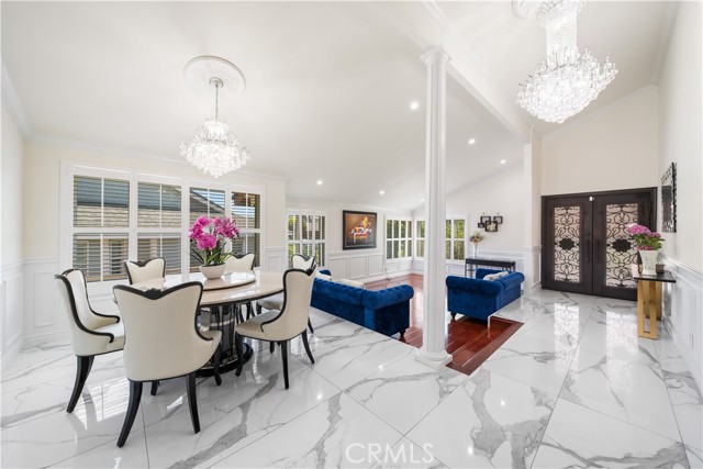 23072 Aspen Knoll Drive, Diamond Bar CA: https://media.crmls.org/medias/eec73681-baa1-4443-8102-0d72737dd5bf.jpg