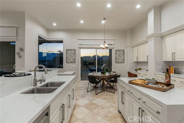 55675 Turnberry Way, La Quinta CA: https://media.crmls.org/medias/eec762d2-0264-4ef8-b1d3-0803a1d5d8bc.jpg