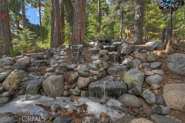 393 Brentwood, Lake Arrowhead, CA 92352