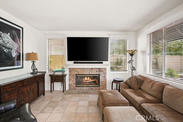25 Belfort, Newport Coast CA: https://media.crmls.org/medias/eec8dd20-578b-4b0a-af44-d6d3840ab475.jpg