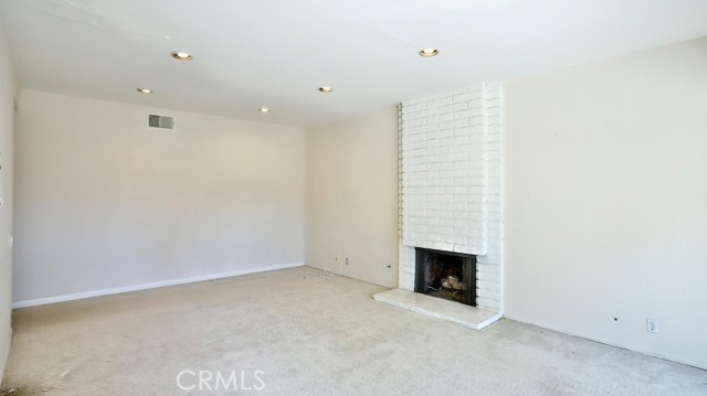 Detail Gallery Image 16 of 29 For 5714 Alder Ridge Dr, La Canada Flintridge,  CA 91011 - 4 Beds | 3 Baths