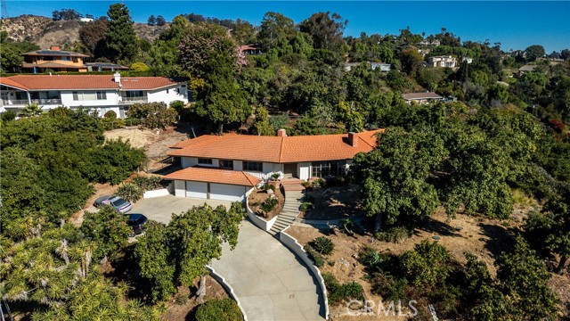 Detail Gallery Image 13 of 21 For 448 Reposado Dr, La Habra Heights,  CA 90631 - 4 Beds | 4 Baths