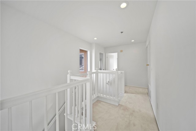 Detail Gallery Image 28 of 43 For 28412 Mayfair Dr, Valencia,  CA 91354 - 3 Beds | 2/1 Baths