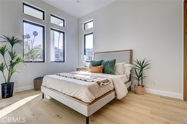 641 S Gertruda Avenue, Redondo Beach CA: https://media.crmls.org/medias/eeca1cf4-79bc-42bd-934e-d4710ecaf4be.jpg