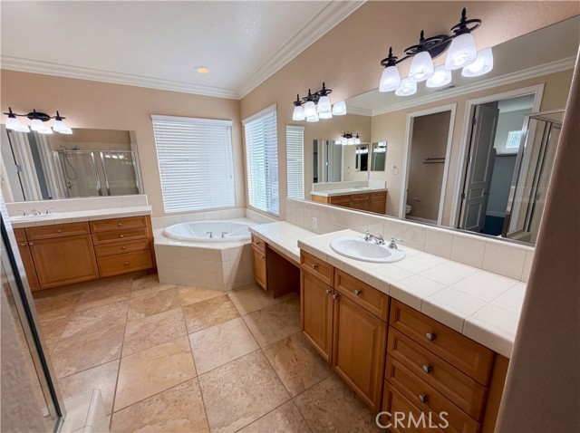 Detail Gallery Image 9 of 58 For 23 Plaza Modena, Lake Elsinore,  CA 92532 - 4 Beds | 3/1 Baths