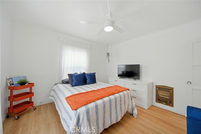 2200 Pine Avenue, Long Beach CA: https://media.crmls.org/medias/eecb2f76-e02b-4501-b954-1a1fd87c928d.jpg