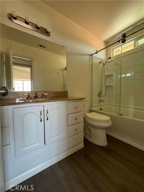 Detail Gallery Image 4 of 18 For 137 Elmtree Dr, Perris,  CA 92571 - 3 Beds | 2/1 Baths