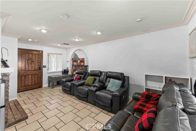 Image 5 of 15 For 4363 Deland  