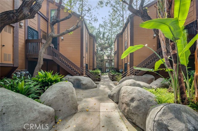 Detail Gallery Image 3 of 30 For 14065 Bayside, Norwalk,  CA 90650 - 1 Beds | 1 Baths