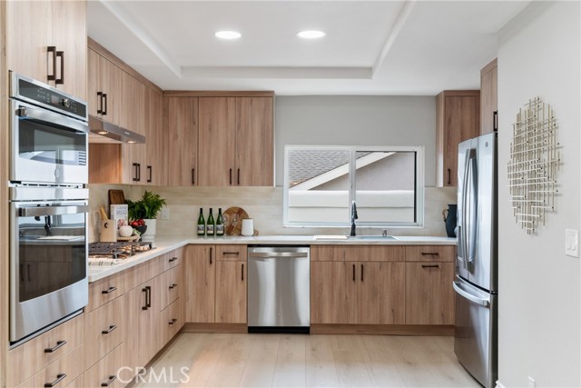 Detail Gallery Image 9 of 33 For 25981 Cordillera, Mission Viejo,  CA 92691 - 4 Beds | 3/1 Baths