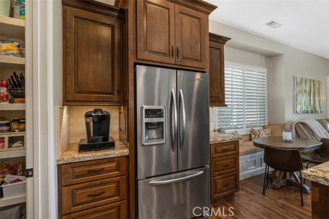 Detail Gallery Image 22 of 55 For 22919 Banbury Ct, Murrieta,  CA 92562 - 3 Beds | 3/1 Baths