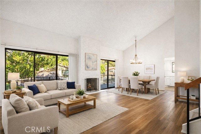 Detail Gallery Image 2 of 46 For 2307 2307 E Curtis, Glendora,  CA 91741 - 2 Beds | 2 Baths