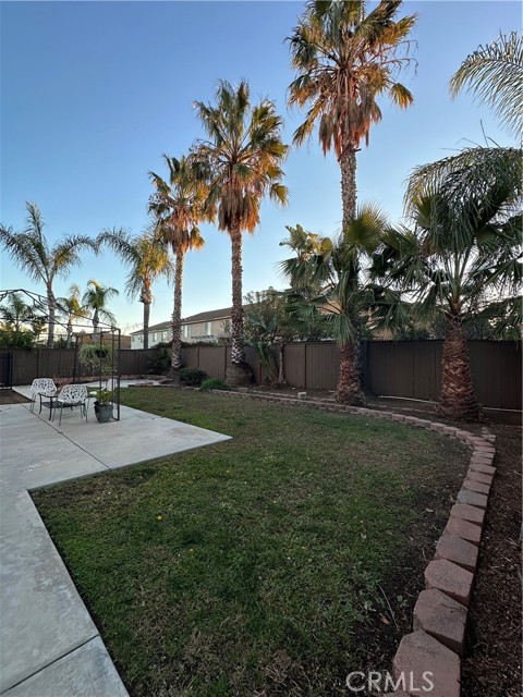 7297 Cobble Creek Drive, Eastvale CA: https://media.crmls.org/medias/eed04d7d-a06e-4d42-9307-bddc745bc8b0.jpg