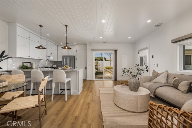 Detail Gallery Image 11 of 35 For 2138 Orange Ave #C120,  Costa Mesa,  CA 92627 - 1 Beds | 1 Baths