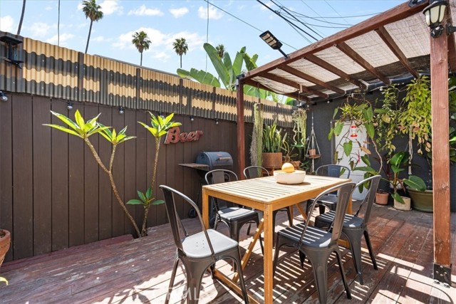 1940 Claudina Avenue, Los Angeles CA: https://media.crmls.org/medias/eed27c7d-6836-4b19-992a-f2fc6a32ea3a.jpg
