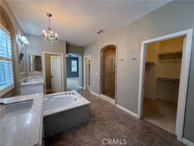 Detail Gallery Image 14 of 22 For 28 Teak, Irvine,  CA 92620 - 4 Beds | 2/1 Baths