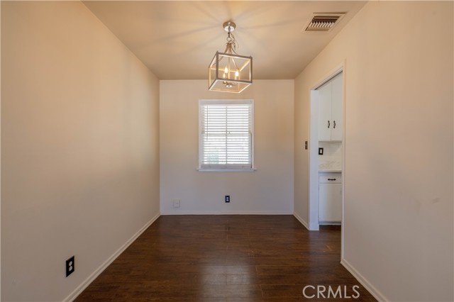 Detail Gallery Image 6 of 27 For 38725 Jacklin, Palmdale,  CA 93550 - 3 Beds | 2 Baths