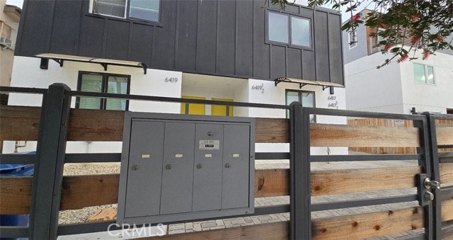 Detail Gallery Image 21 of 23 For 6417 1/2 Lexington Ave, Los Angeles,  CA 90038 - 4 Beds | 4 Baths